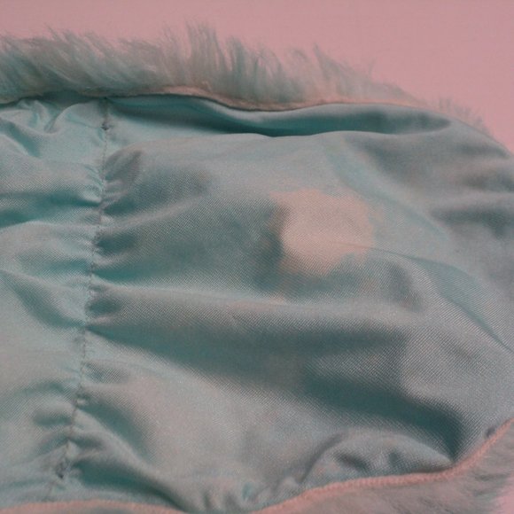 Barbie Magic Moves Original Cape, Not Original Dress 1966 Defects-Spot on Cape - Picture 10 of 10